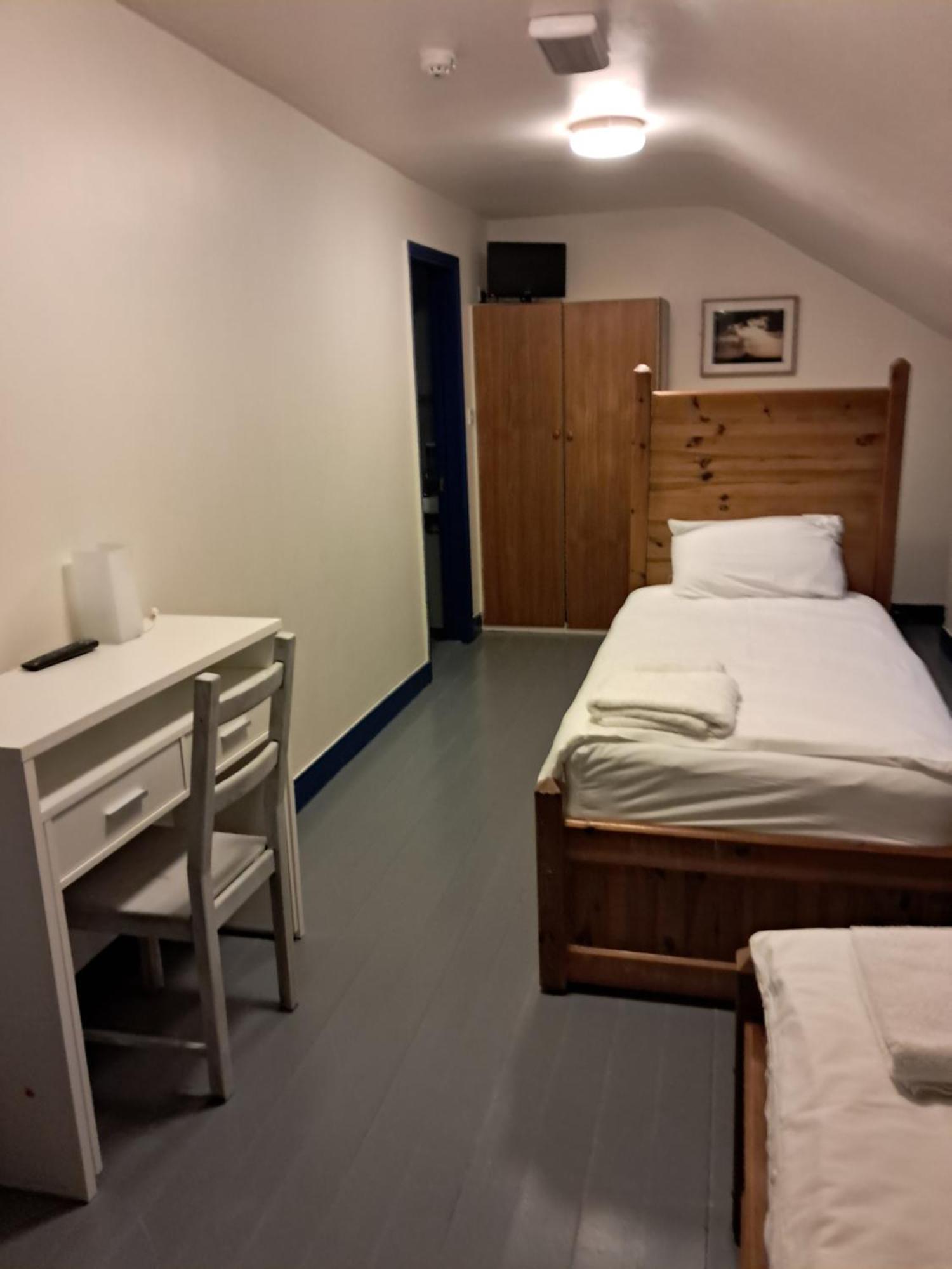 Coastguard Lodge Hostel At Tigh Tp Glaise Bheag Dış mekan fotoğraf